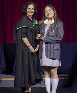Angela Chen- The Marie Madeleine d’Houët Award for Courage